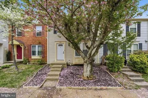 4905 Sugar Maple Ln, Dumfries, VA 22025