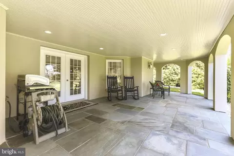 Exterior - 8306 Roxborough Loop, Gainesville, VA 20155 photo 15 of 22