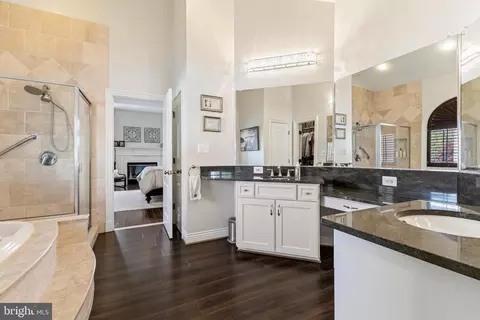 Bath - 8306 Roxborough Loop, Gainesville, VA 20155 photo 1 of 4