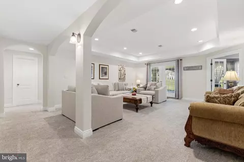 Entry Way - 8306 Roxborough Loop, Gainesville, VA 20155 photo 14 of 15