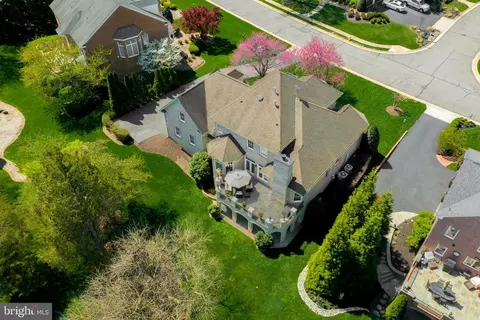 View/Area - 8306 Roxborough Loop, Gainesville, VA 20155 photo 5 of 16