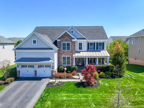 5853 Waterloo Bridge Cir, Haymarket, VA 20169