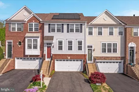16717 Shackleford Way, Woodbridge, VA 22191