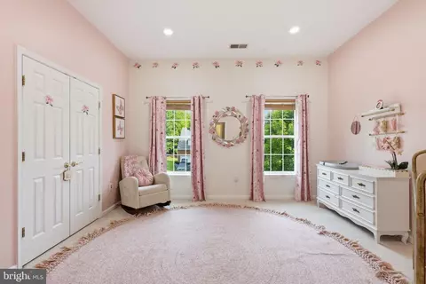 Other - 18805 Hundred Acre Ln, Triangle, VA 22172 photo 6 of 10