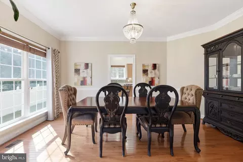 Dining - 18805 Hundred Acre Ln, Triangle, VA 22172 photo 1 of 2