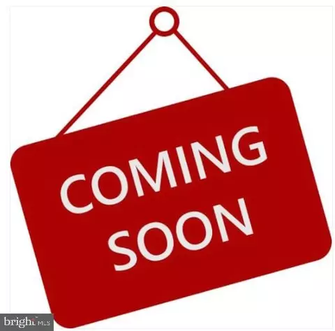 7006 Rogue Forest Ln, Gainesville, VA 20155