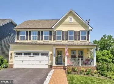 2301 Harmsworth Dr, Dumfries, VA 22026