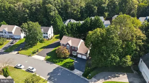 View/Area - 4281 Wiltshire Pl, Dumfries, VA 22025 photo 3 of 8