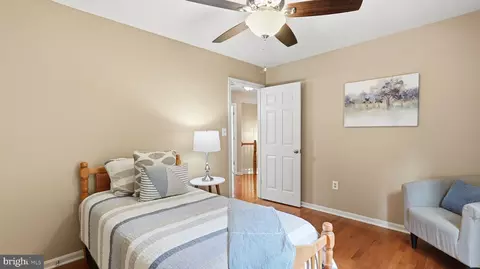 Bedroom - 4281 Wiltshire Pl, Dumfries, VA 22025 photo 4 of 5