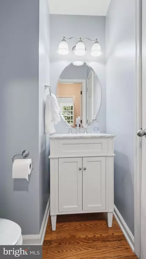 Bath - 4281 Wiltshire Pl, Dumfries, VA 22025 photo 1 of 5