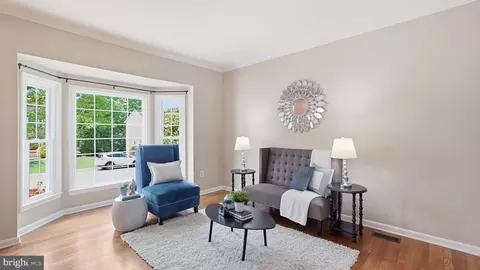 Living - 4281 Wiltshire Pl, Dumfries, VA 22025 photo 1 of 2