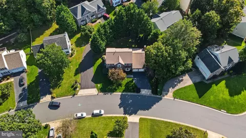 View/Area - 4281 Wiltshire Pl, Dumfries, VA 22025 photo 8 of 8