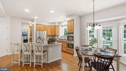 Kitchen - 4281 Wiltshire Pl, Dumfries, VA 22025 photo 2 of 3