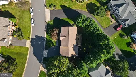 View/Area - 4281 Wiltshire Pl, Dumfries, VA 22025 photo 7 of 8