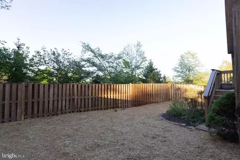 Exterior - 14387 Newbern Loop, Gainesville, VA 20155 photo 3 of 7