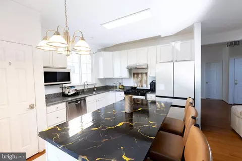 Kitchen - 14387 Newbern Loop, Gainesville, VA 20155 photo 1 of 3