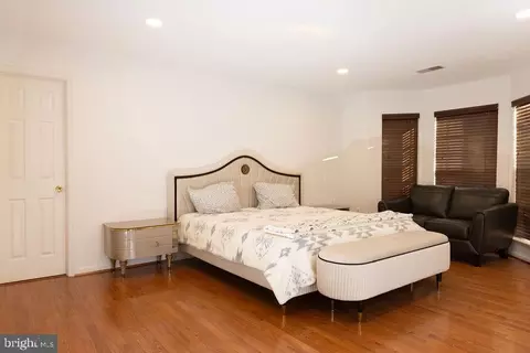 Bedroom - 14387 Newbern Loop, Gainesville, VA 20155 photo 4 of 5