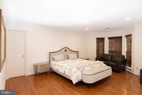 Bedroom - 14387 Newbern Loop, Gainesville, VA 20155 photo 3 of 5