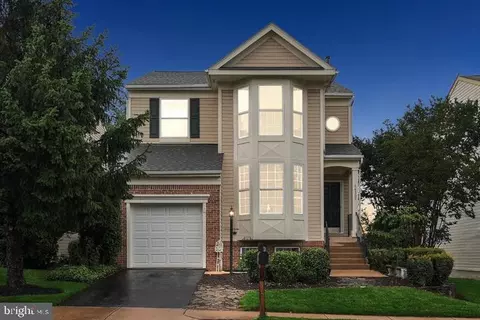 14387 Newbern Loop, Gainesville, VA 20155