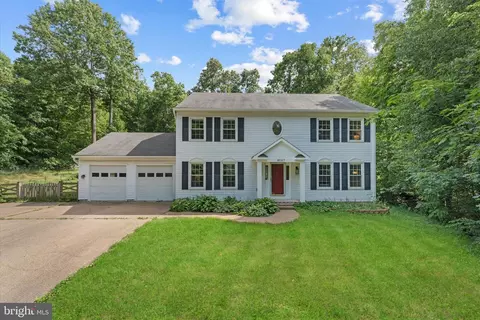 8047 Counselor Rd, Manassas, VA 20112