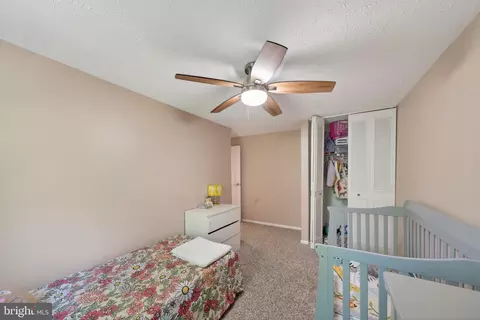 Bedroom - 15095 Mill Spring Dr, Dumfries, VA 22025 photo 5 of 9