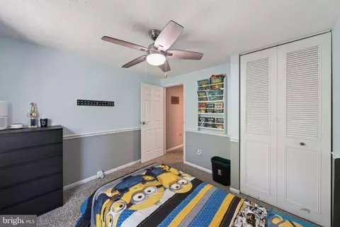 Bedroom - 15095 Mill Spring Dr, Dumfries, VA 22025 photo 7 of 9