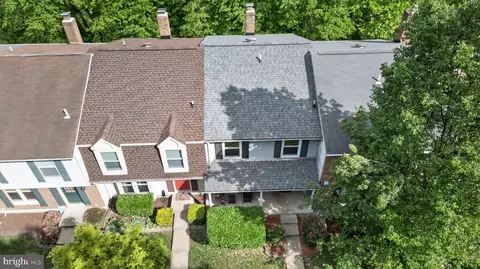 View/Area - 15095 Mill Spring Dr, Dumfries, VA 22025 photo 5 of 6