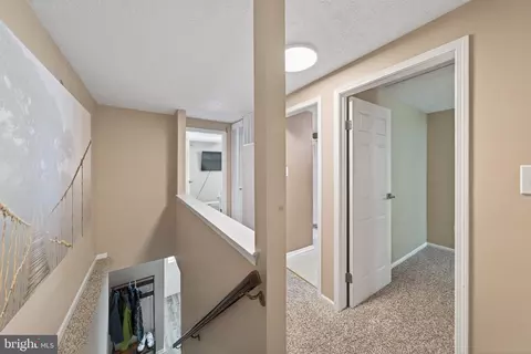 Entry Way - 15095 Mill Spring Dr, Dumfries, VA 22025 photo 3 of 3