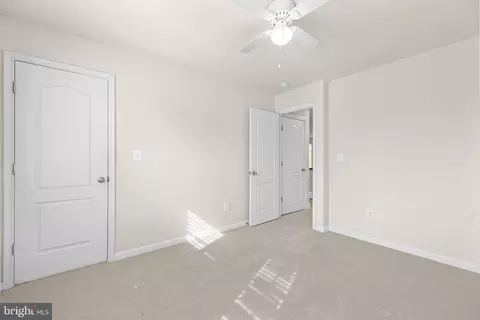 Bedroom - 18706 Kerill Rd, Triangle, VA 22172 photo 5 of 5