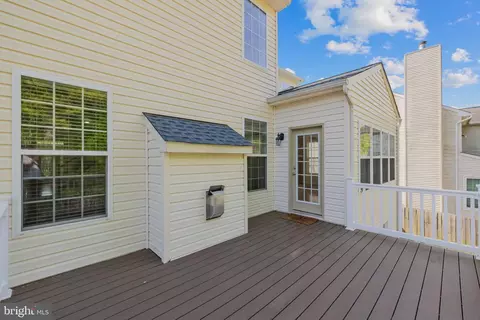 Exterior - 18706 Kerill Rd, Triangle, VA 22172 photo 6 of 8