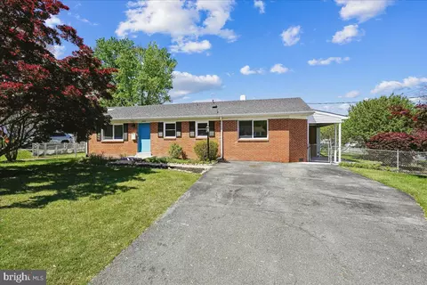 1400 Florida Ave, Woodbridge, VA 22191