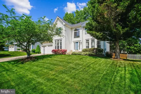 6006 Fincastle Dr, Manassas, VA 20112