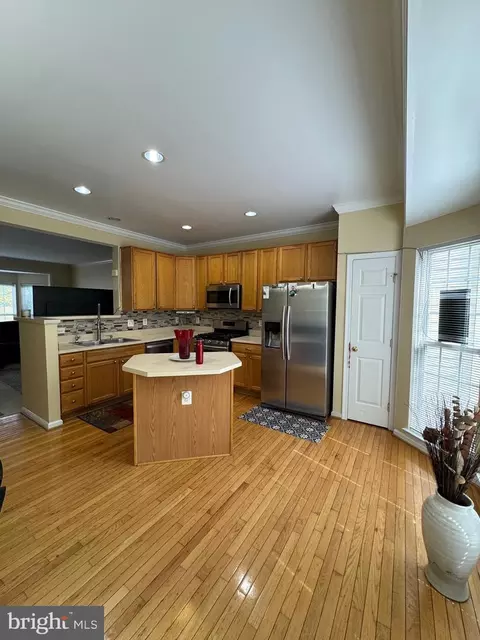 Kitchen - 13274 Revillo Loop, Woodbridge, VA 22191 photo 2 of 3