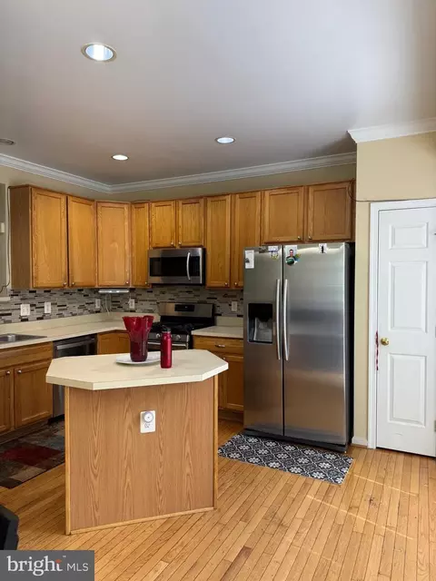 Kitchen - 13274 Revillo Loop, Woodbridge, VA 22191 photo 3 of 3