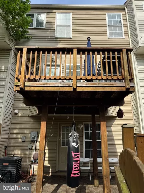 Exterior - 13274 Revillo Loop, Woodbridge, VA 22191 photo 6 of 6