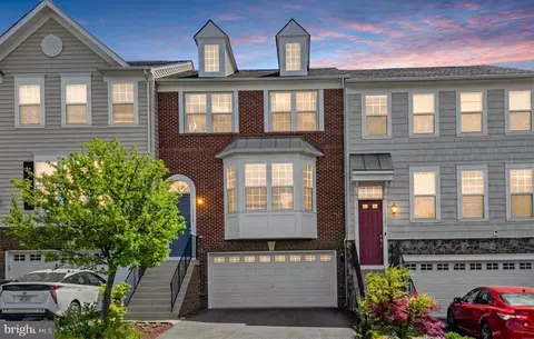 16733 Shackleford Way, Woodbridge, VA 22191