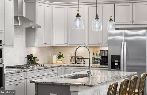 17763 White Campion Way, Dumfries, VA 22026