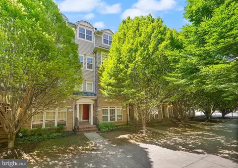 7152 Little Thames Dr #188, Gainesville, VA 20155