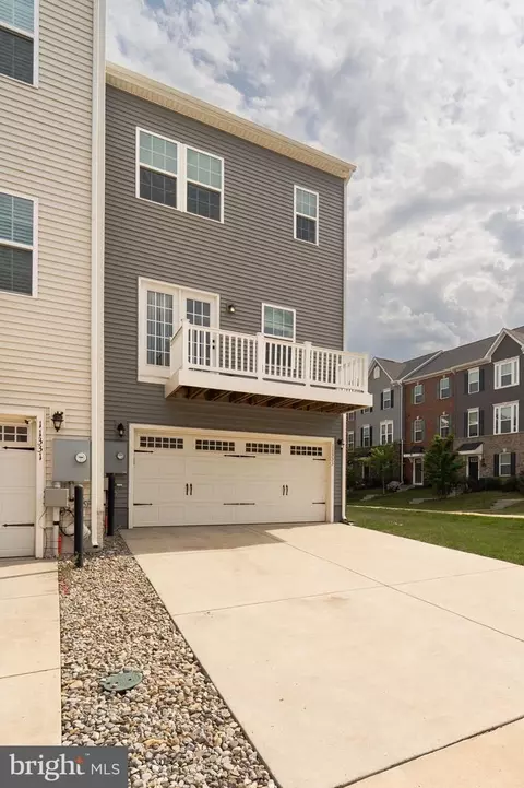 11333 Willow Green Cir, Manassas, VA 20109