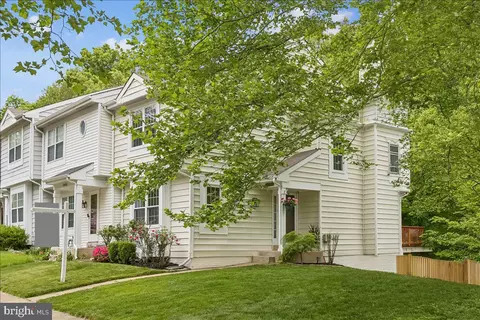 5211 Spring Branch Blvd, Dumfries, VA 22025