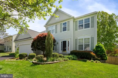 6093 Spindle Tree Ct, Woodbridge, VA 22193