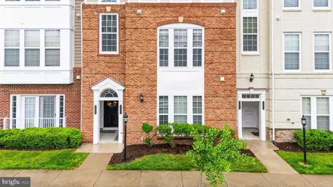 14557 Barkham Dr # 296A, Woodbridge, VA 22191