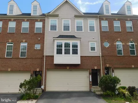 12705 Bedford Glen Way, Woodbridge, VA 22192