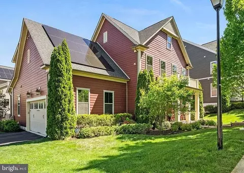 17243 Miss Packard Ct, Dumfries, VA 22026