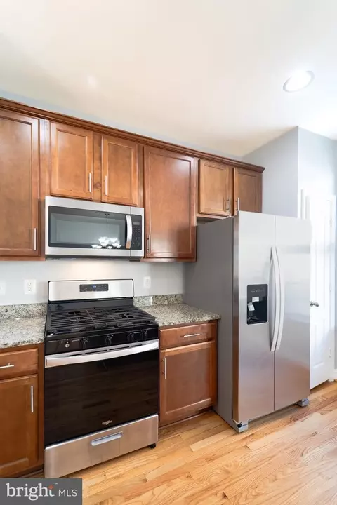 Kitchen - 4713 Potomac Highlands Cir, Triangle, VA 22172 photo 3 of 6