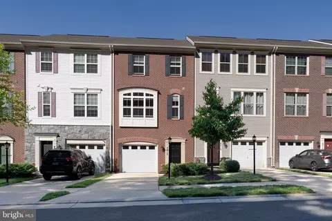 4713 Potomac Highlands Cir, Triangle, VA 22172
