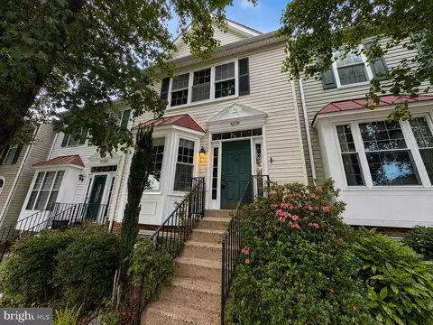 4238 Ashmere Cir, Dumfries, VA 22025