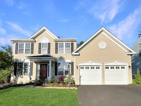 15329 Tina Ln, Woodbridge, VA 22193
