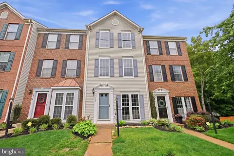 15608 Three Otters Pl, Manassas, VA 20112