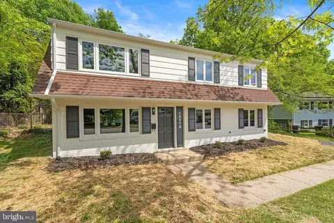 15213 Calexico Ln, Woodbridge, VA 22193